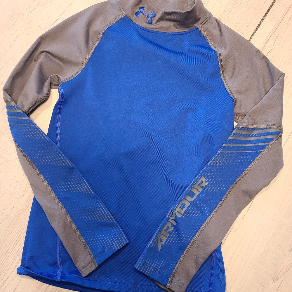 Boys Under Armour Cold Gear fitted shirt
